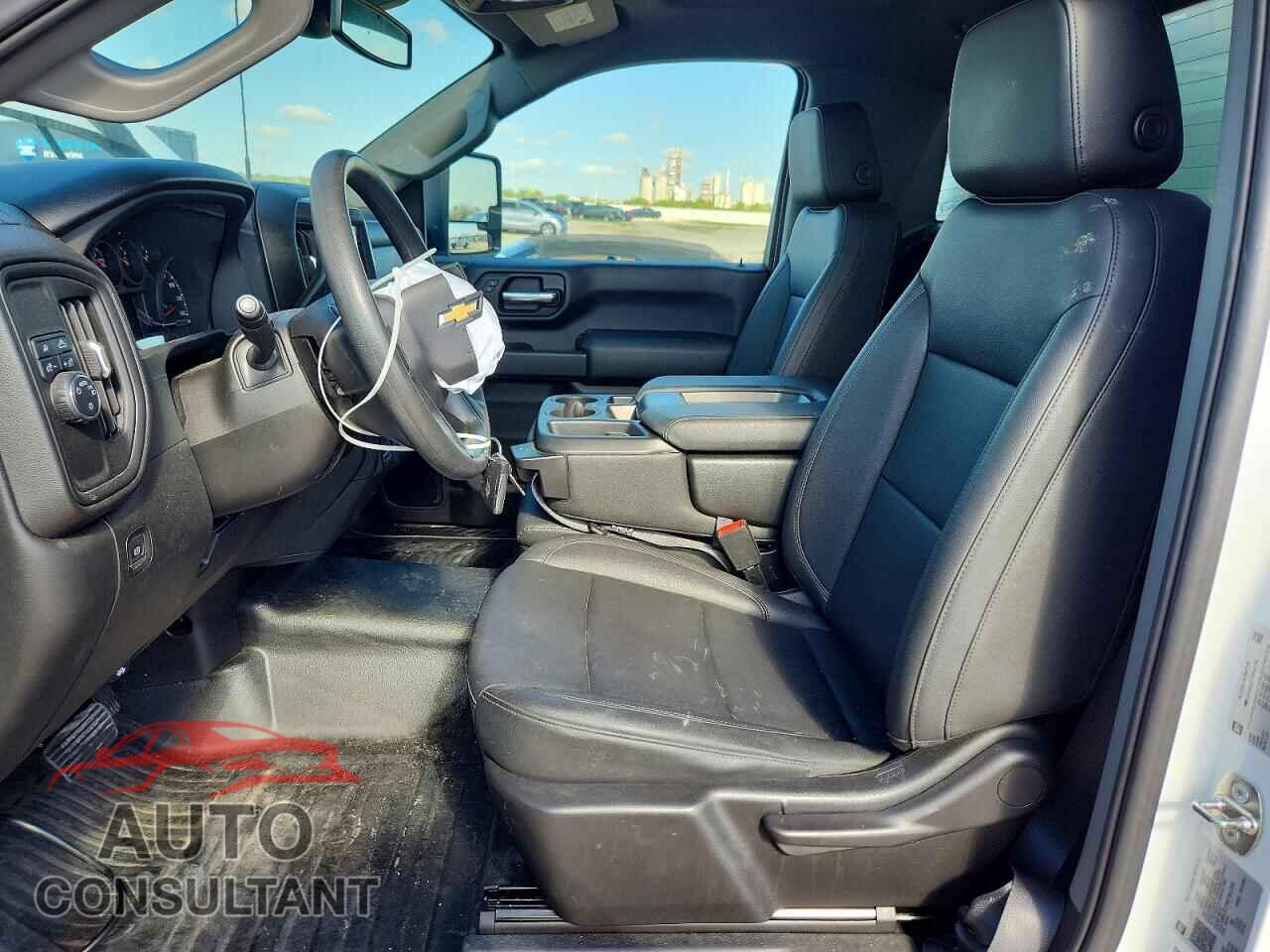 CHEVROLET SILVERADO 2024 - 1GC0WLE77RF361709