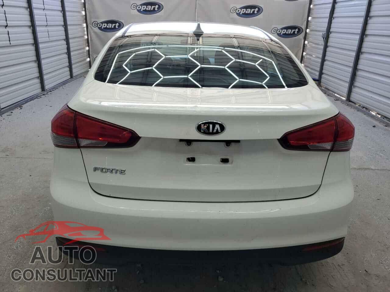 KIA FORTE 2017 - 3KPFK4A76HE070662