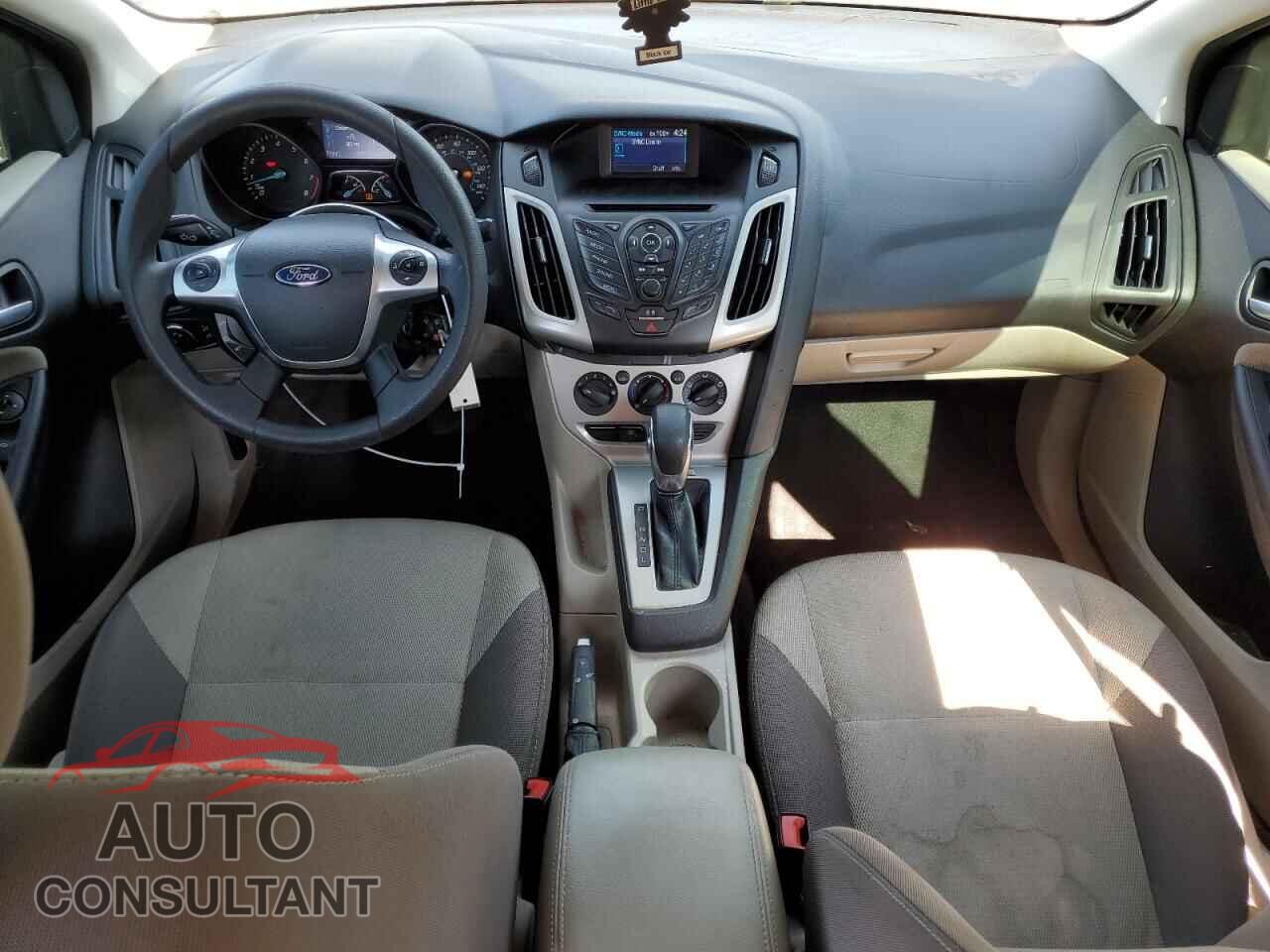 FORD FOCUS 2014 - 1FADP3F2XEL113375