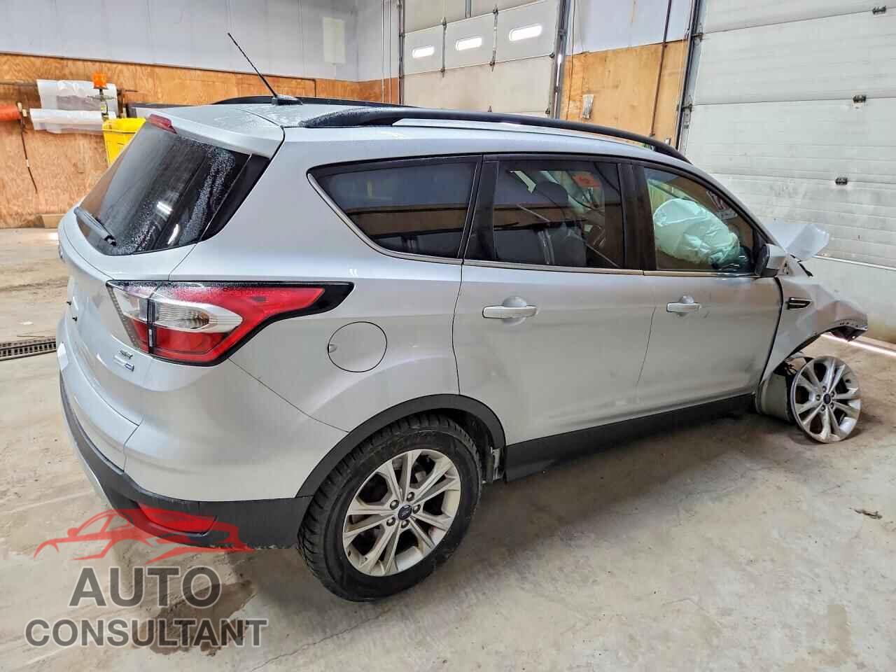 FORD ESCAPE 2018 - 1FMCU9G96JUC50147