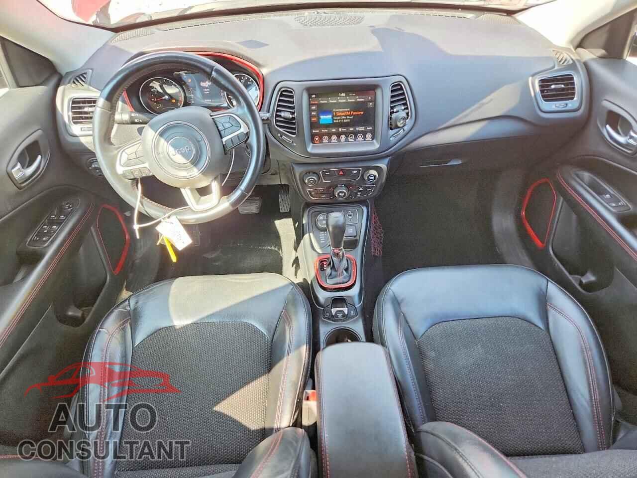 JEEP COMPASS 2018 - 3C4NJDDB9JT451499