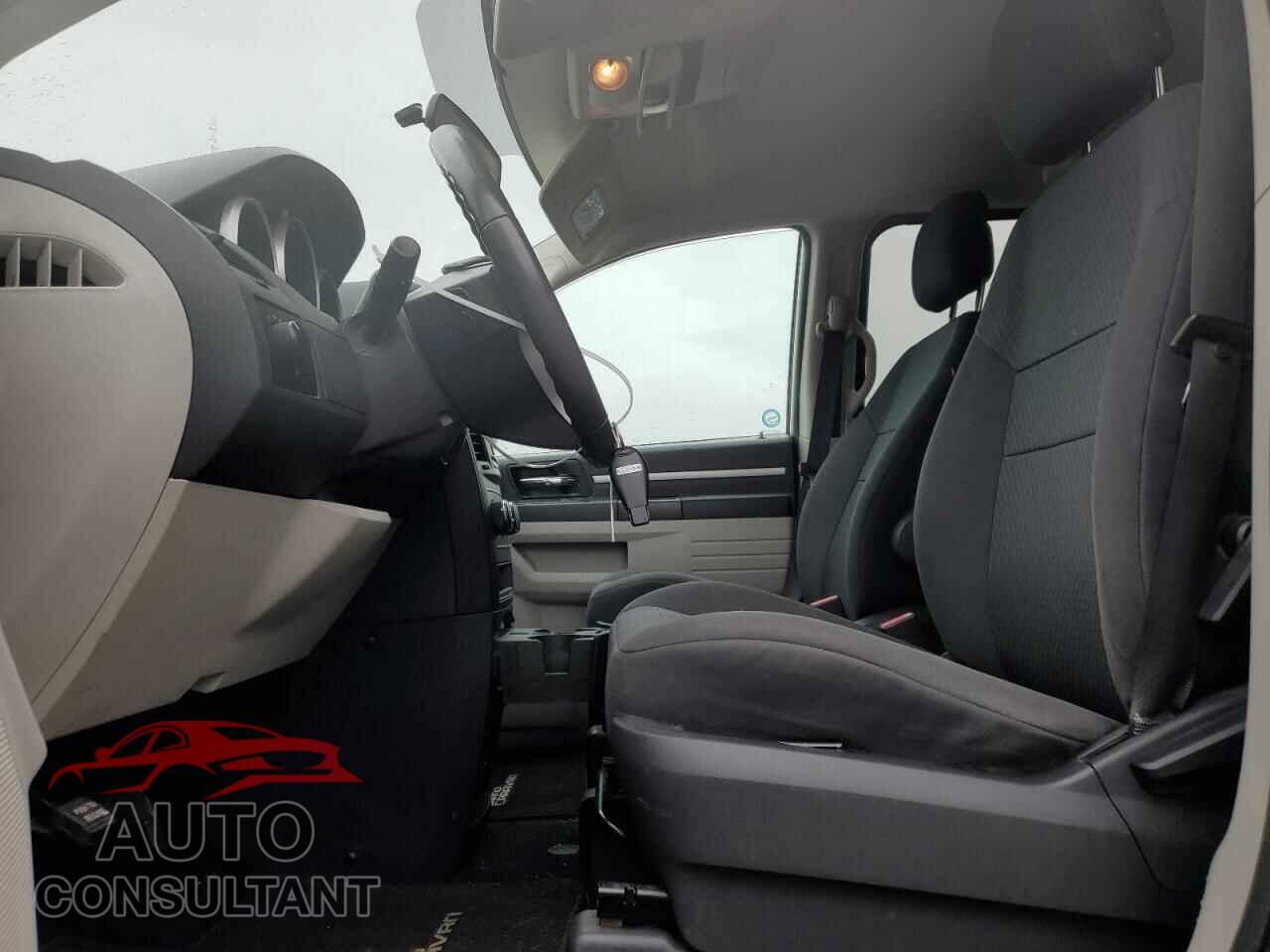 DODGE CARAVAN 2010 - 2D4RN4DE7AR355294
