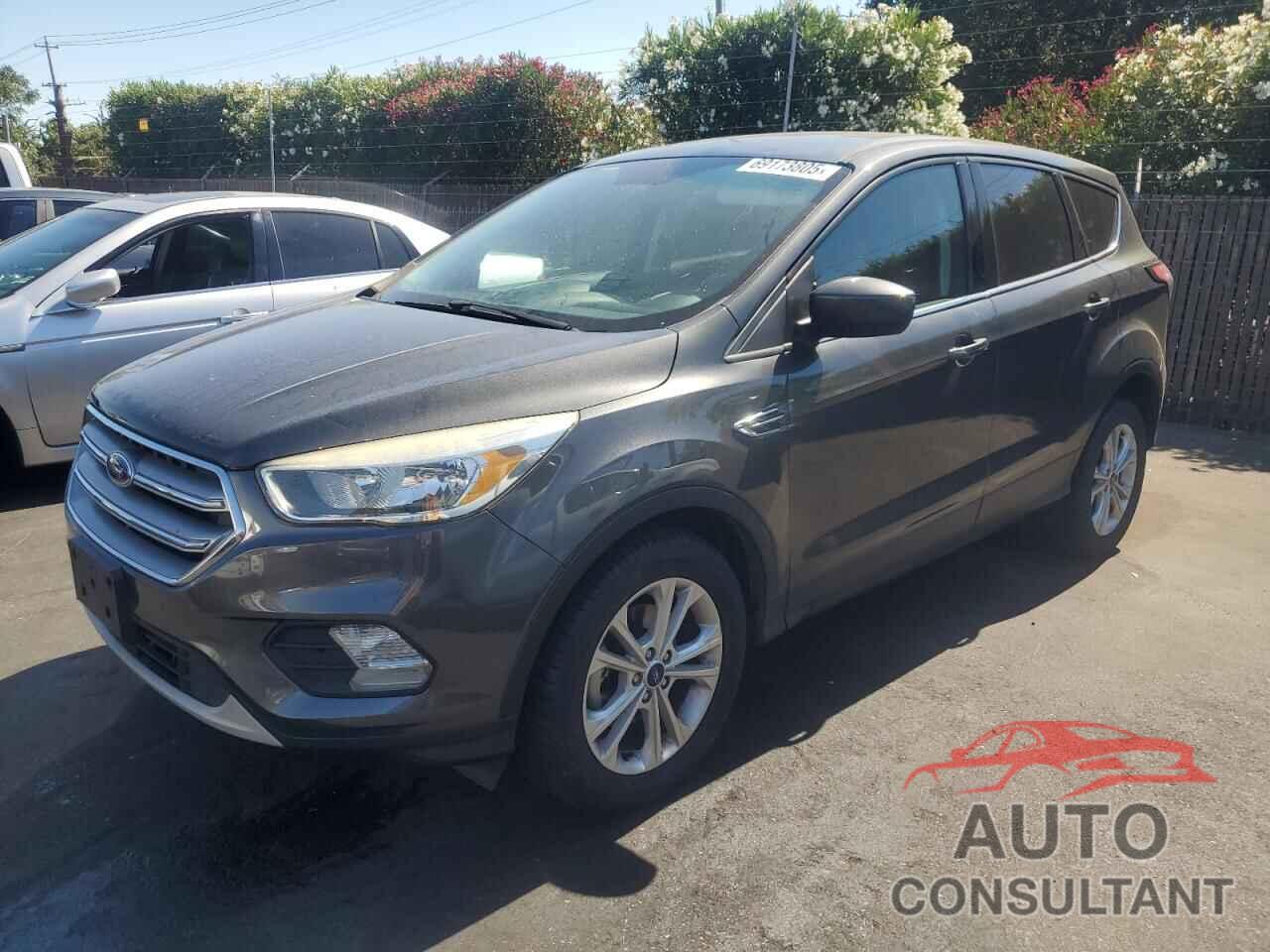 FORD ESCAPE 2017 - 1FMCU0GD9HUE74801