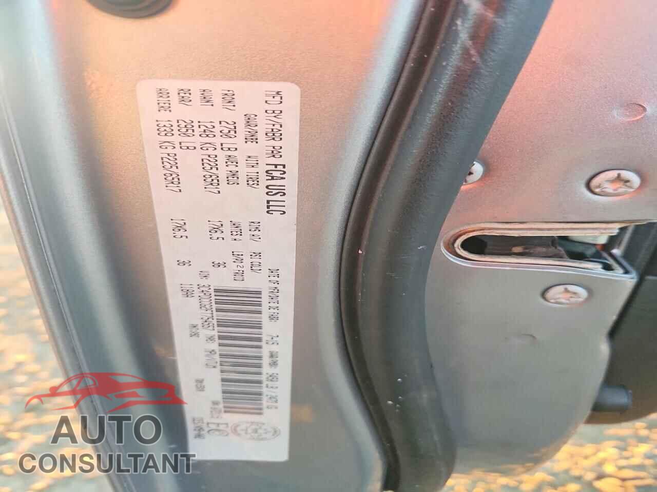 DODGE JOURNEY 2015 - 3C4PDCCG2FT754557
