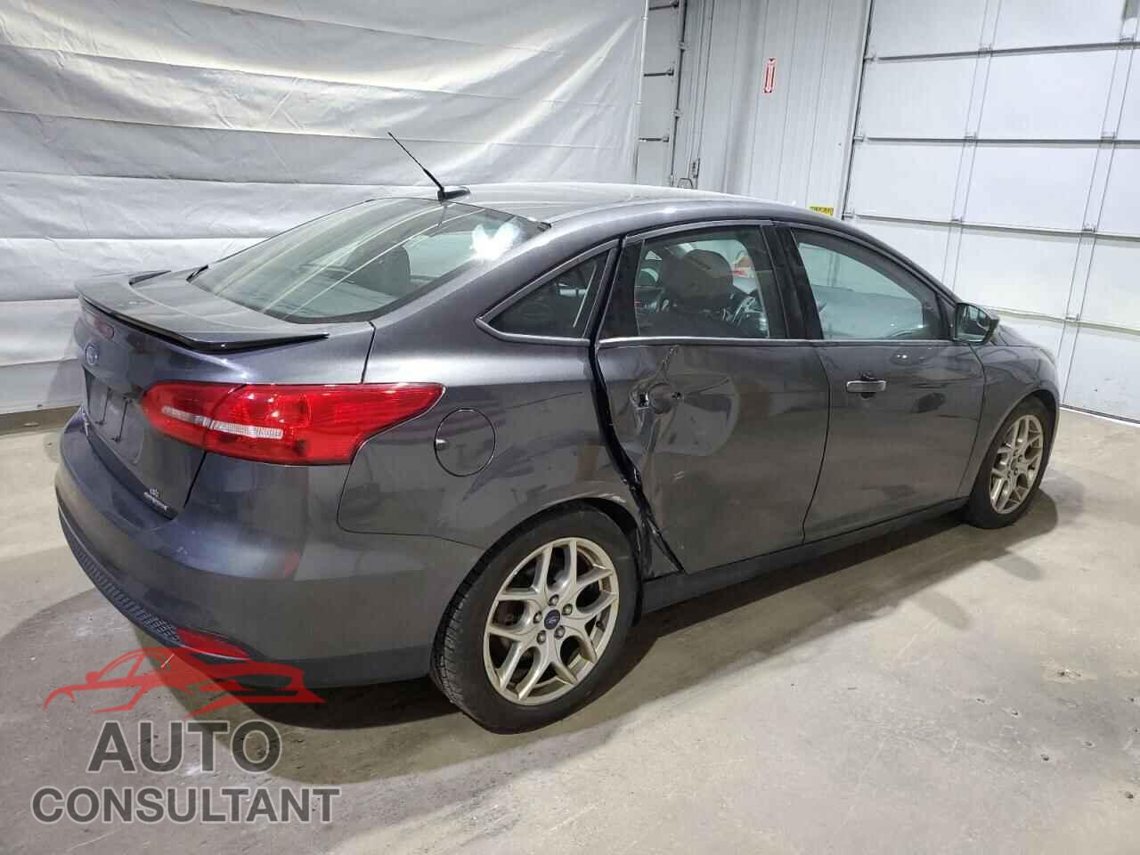 FORD FOCUS 2015 - 1FADP3F22FL332896