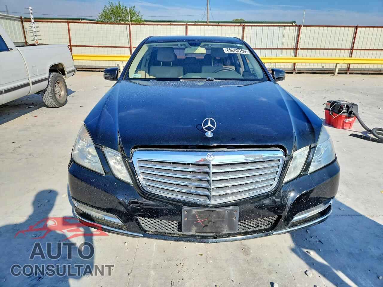 MERCEDES-BENZ E-CLASS 2012 - WDDHF5KB6CA543953