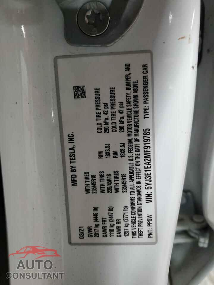 TESLA MODEL 3 2021 - 5YJ3E1EA2MF919785