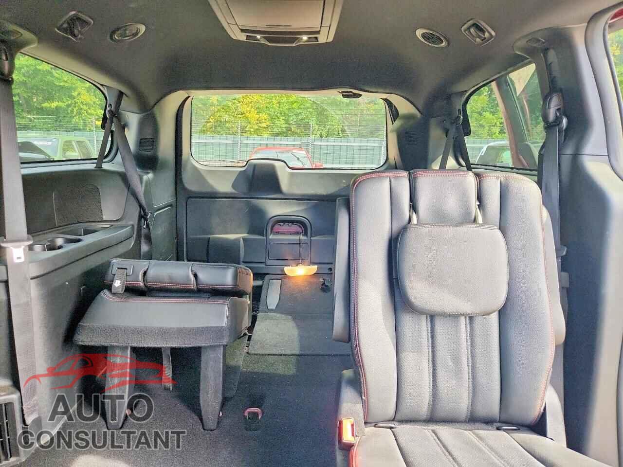 DODGE CARAVAN 2019 - 2C4RDGEG2KR659698