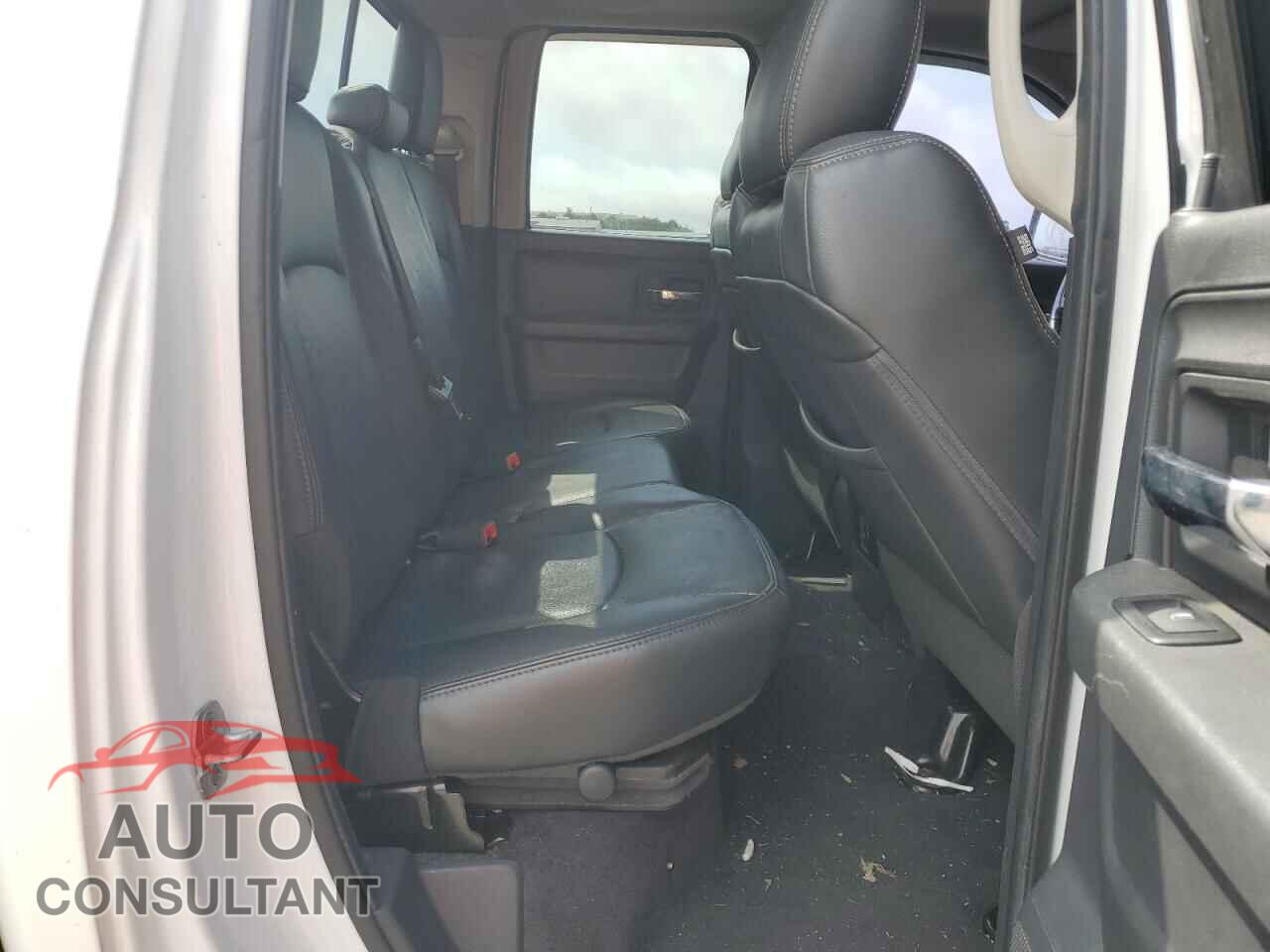 DODGE RAM 1500 2012 - 1C6RD7HT8CS276526