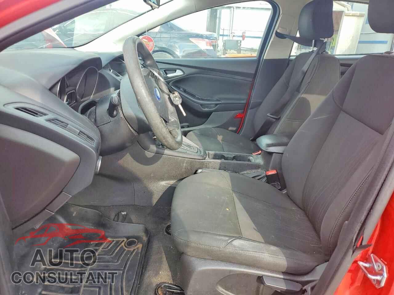 FORD FOCUS 2017 - 1FADP3F28HL277003