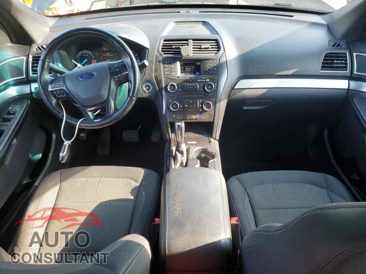 FORD EXPLORER 2017 - 1FM5K8D87HGA40525
