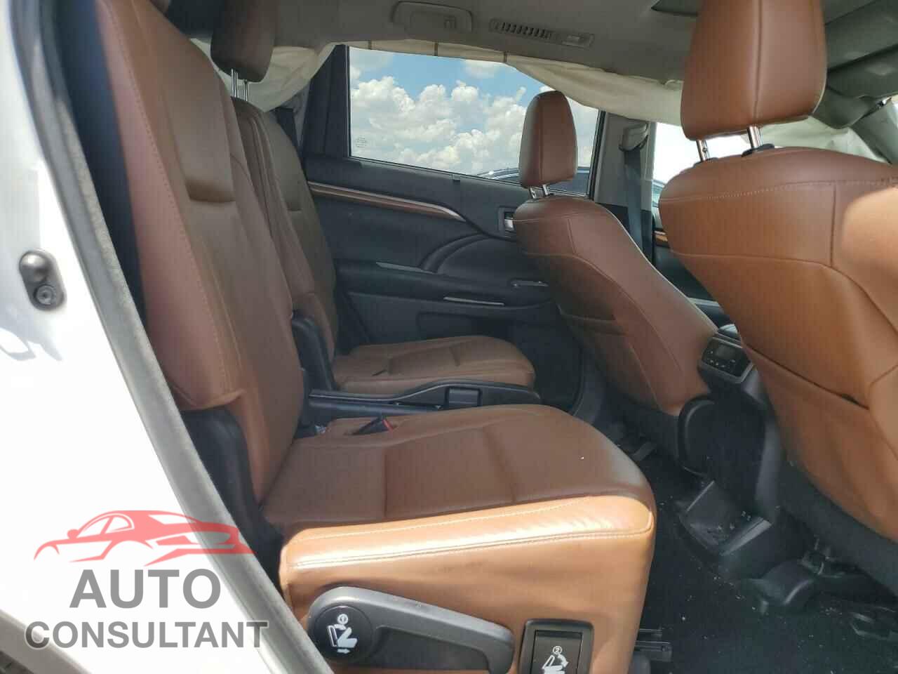 TOYOTA HIGHLANDER 2017 - 5TDYZRFH7HS215457