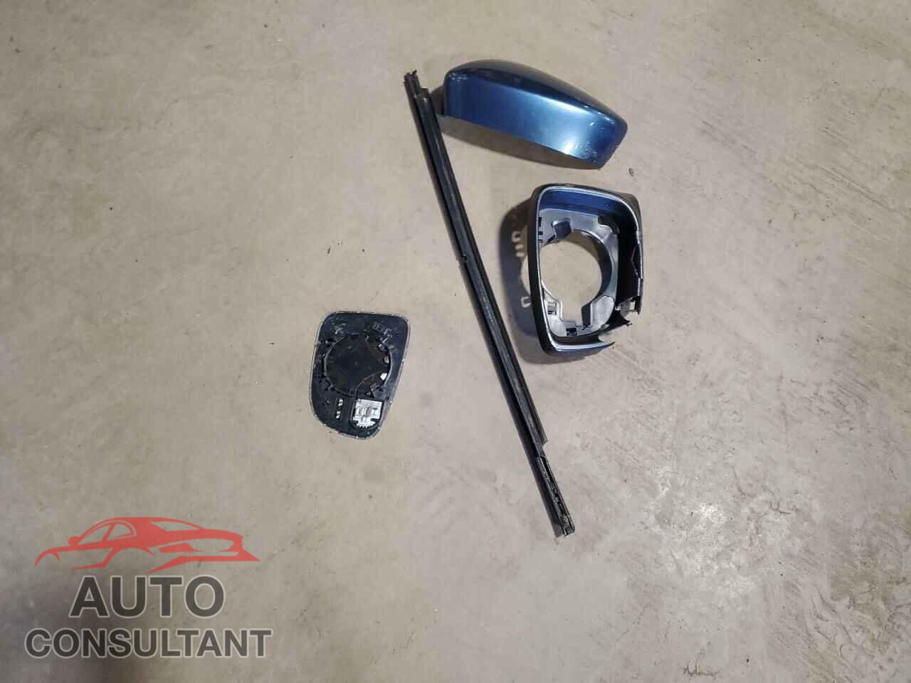 MAZDA 3 2017 - 3MZBN1L36HM134216