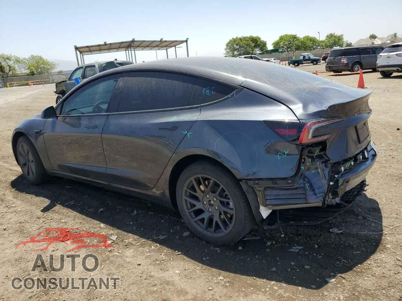 TESLA MODEL 3 2024 - 5YJ3E1EA3RF727962