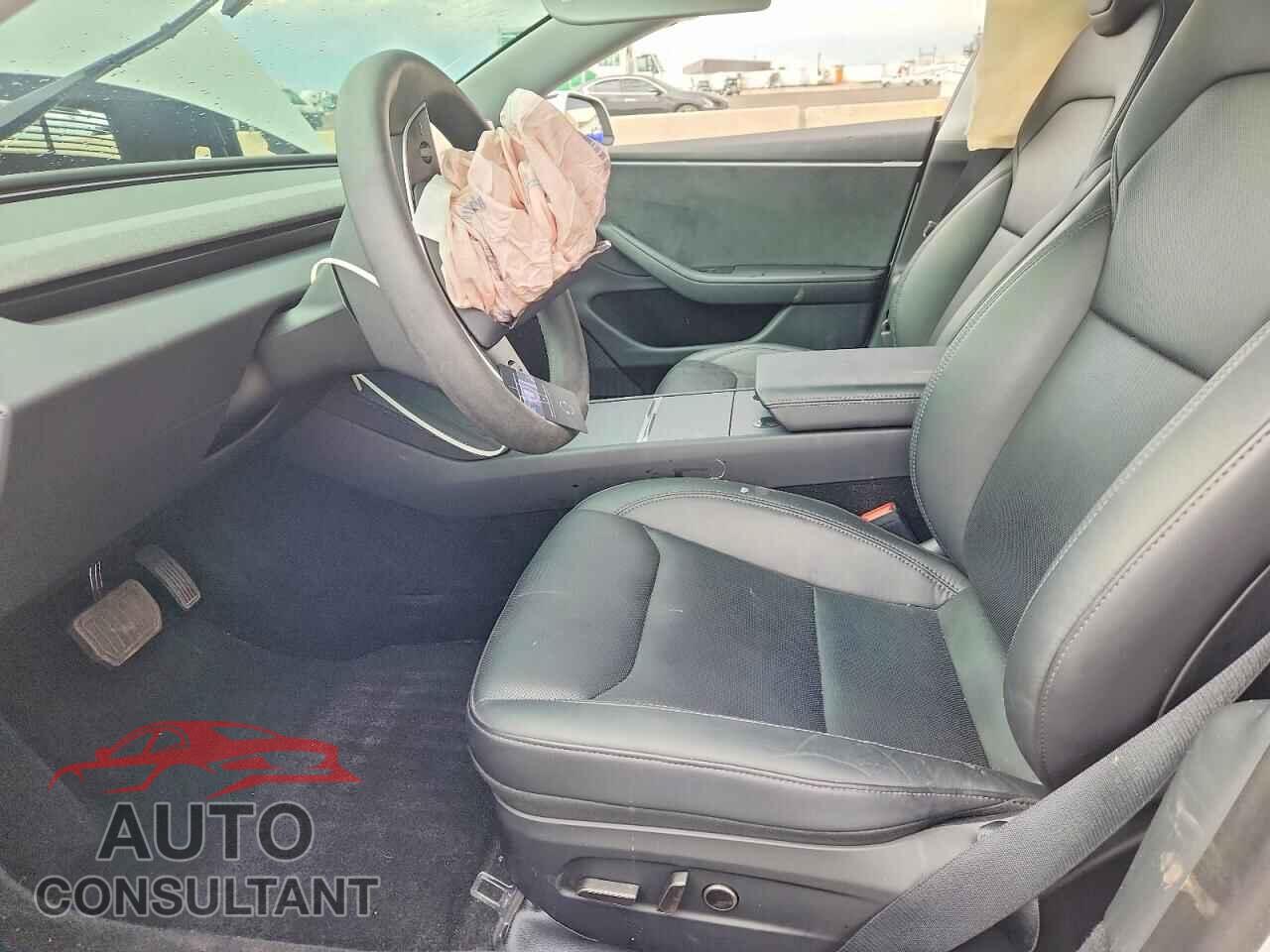 TESLA MODEL 3 2024 - 5YJ3E1EB0RF814128