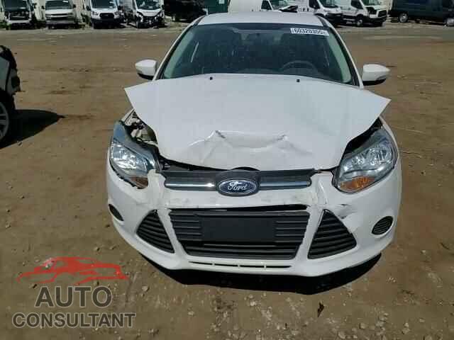 FORD FOCUS 2014 - 1FADP3F25EL419075