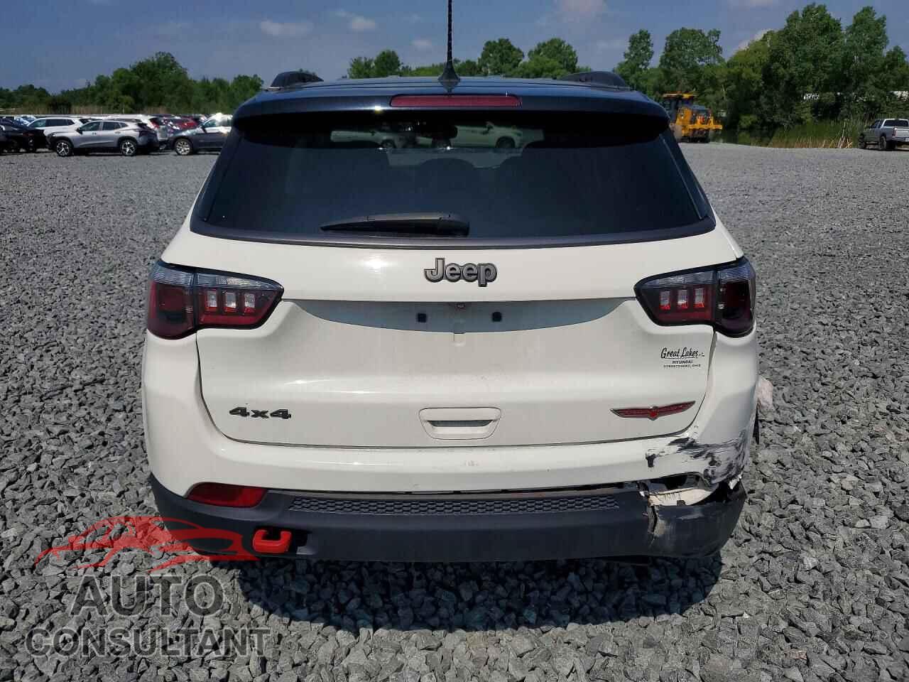 JEEP COMPASS 2020 - 3C4NJDDB3LT171631