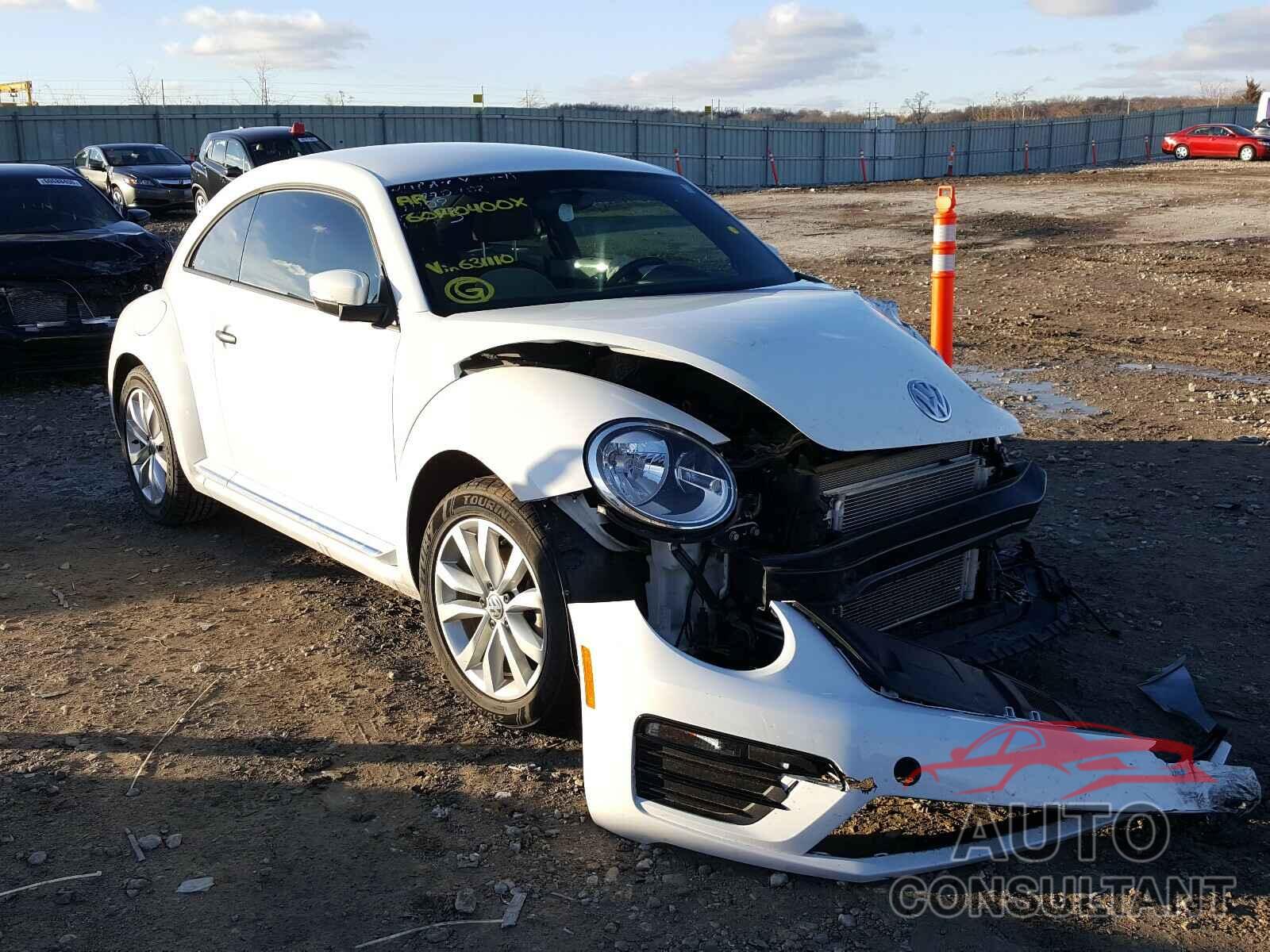 VOLKSWAGEN BEETLE 2017 - 3VWF17AT6HM631110