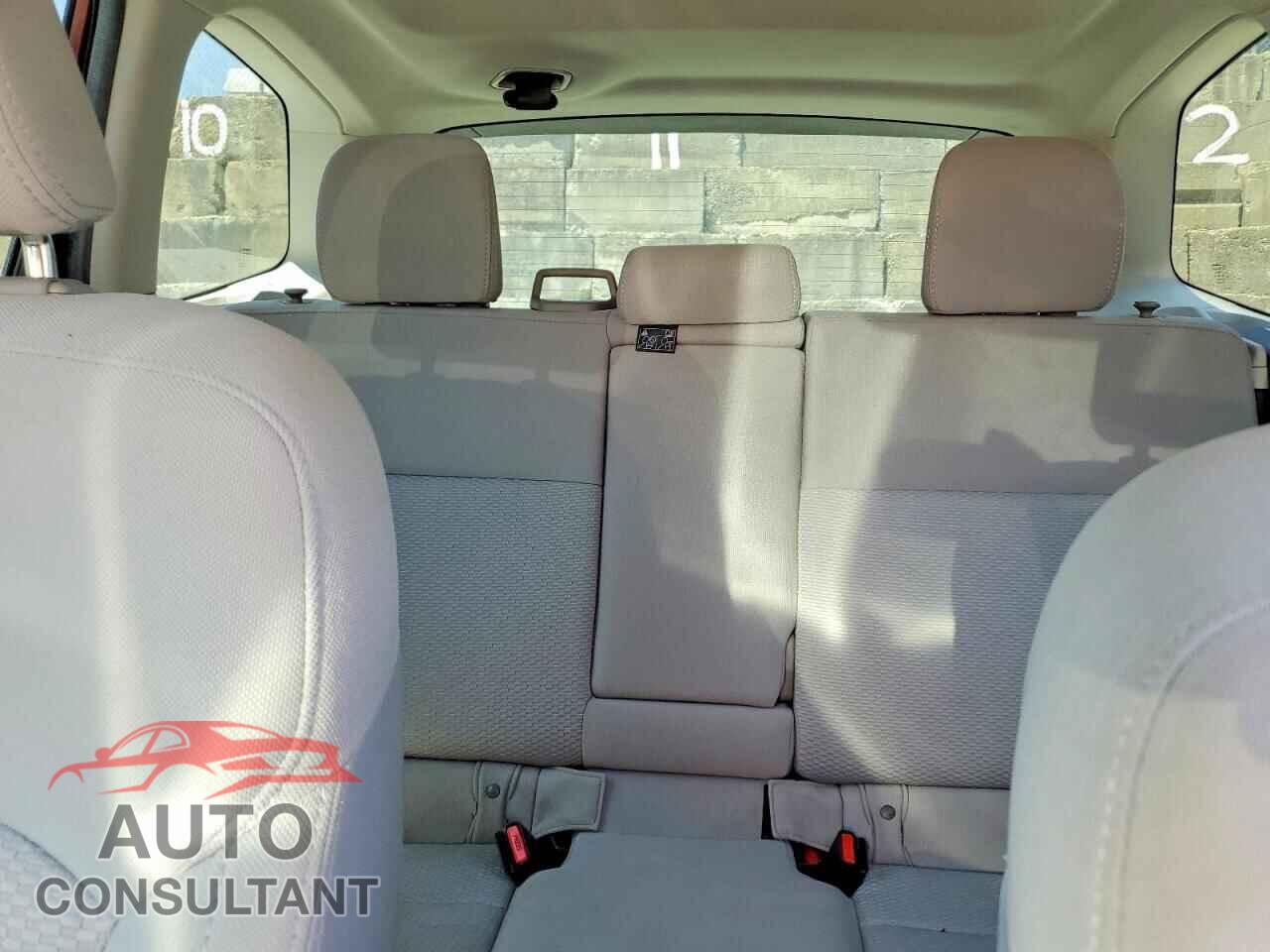 SUBARU FORESTER 2015 - JF2SJADC8FH825330