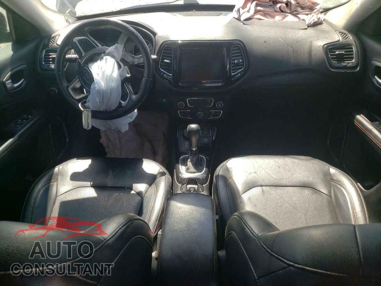 JEEP COMPASS 2020 - 3C4NJDCB5LT112811