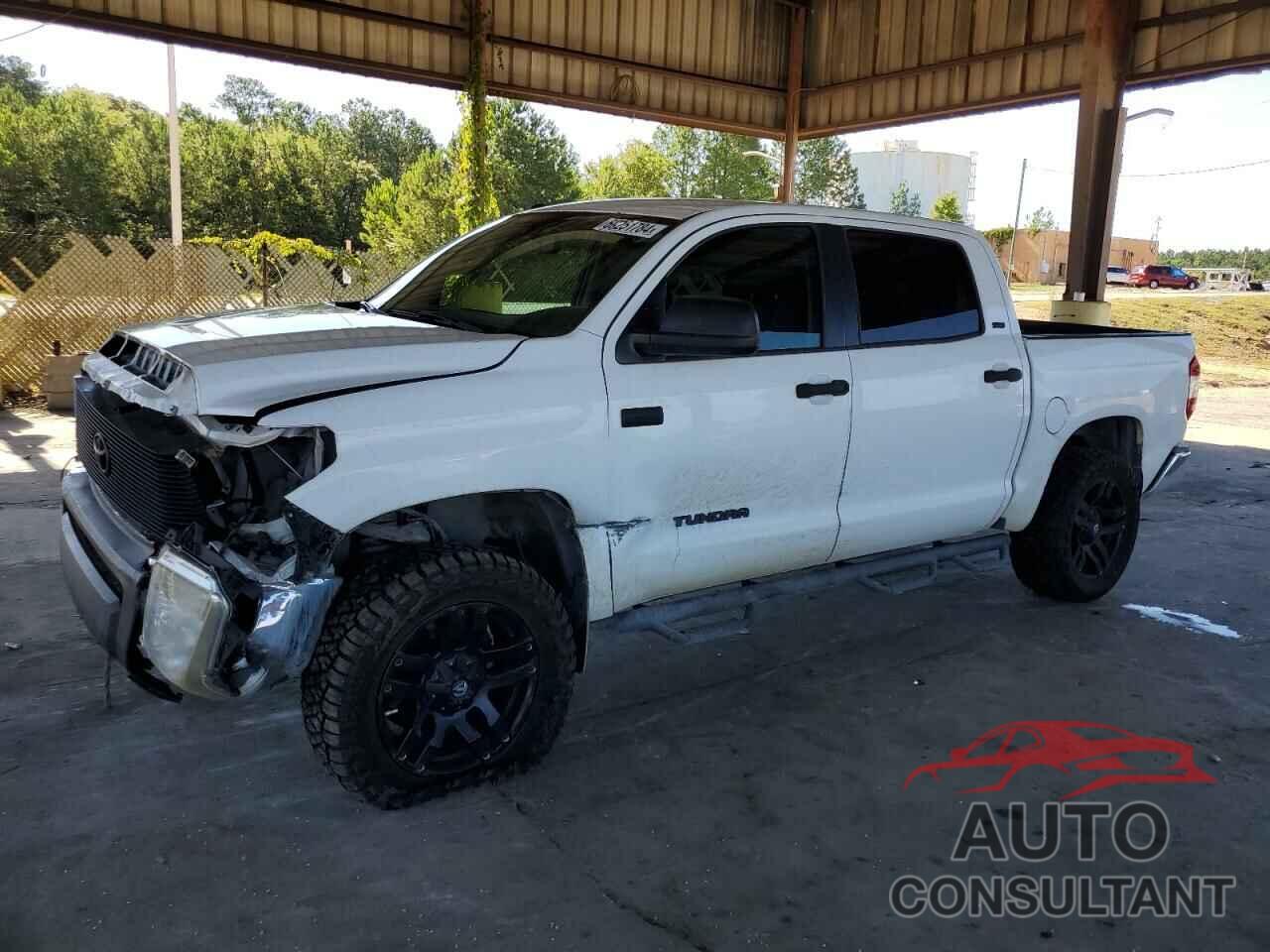 TOYOTA TUNDRA 2016 - 5TFDW5F19GX504402