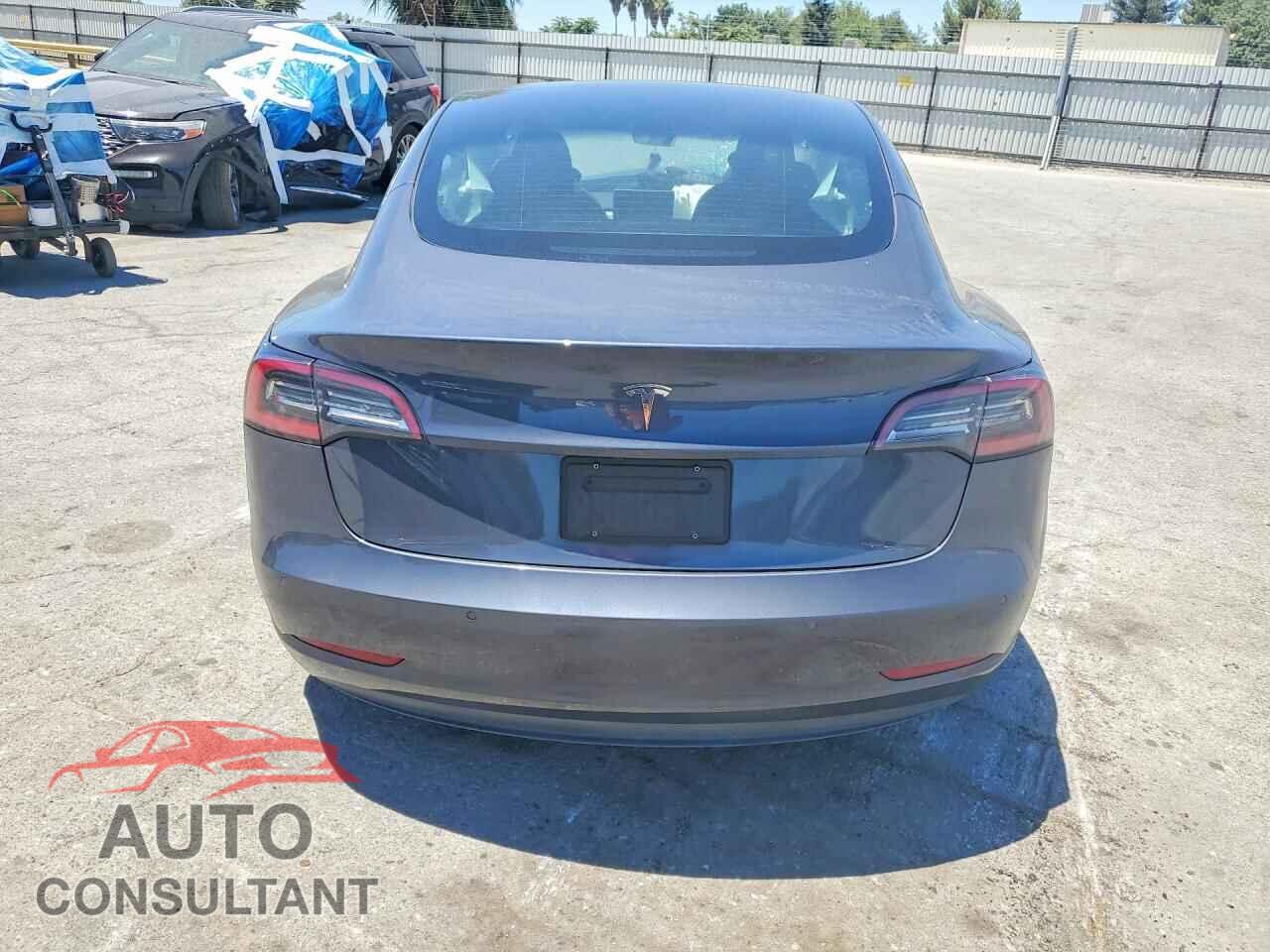TESLA MODEL 3 2022 - 5YJ3E1EA3NF321092