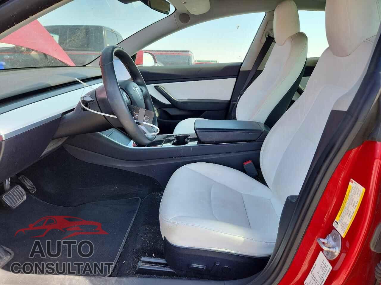TESLA MODEL 3 2019 - 5YJ3E1EB6KF365950