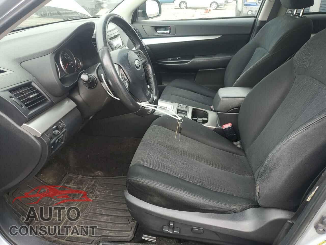 SUBARU OUTBACK 2013 - 4S4BRBCC8D3303849