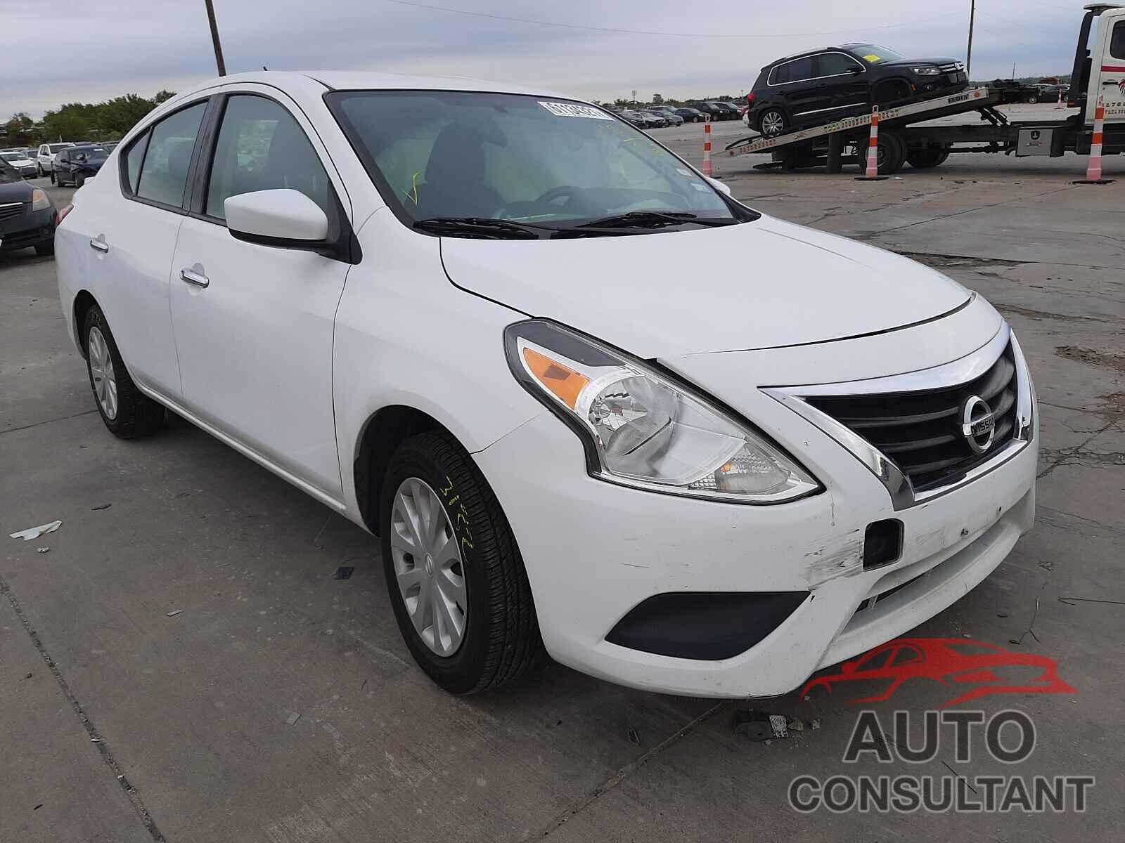 NISSAN VERSA 2017 - 3N1CN7AP7HK437312
