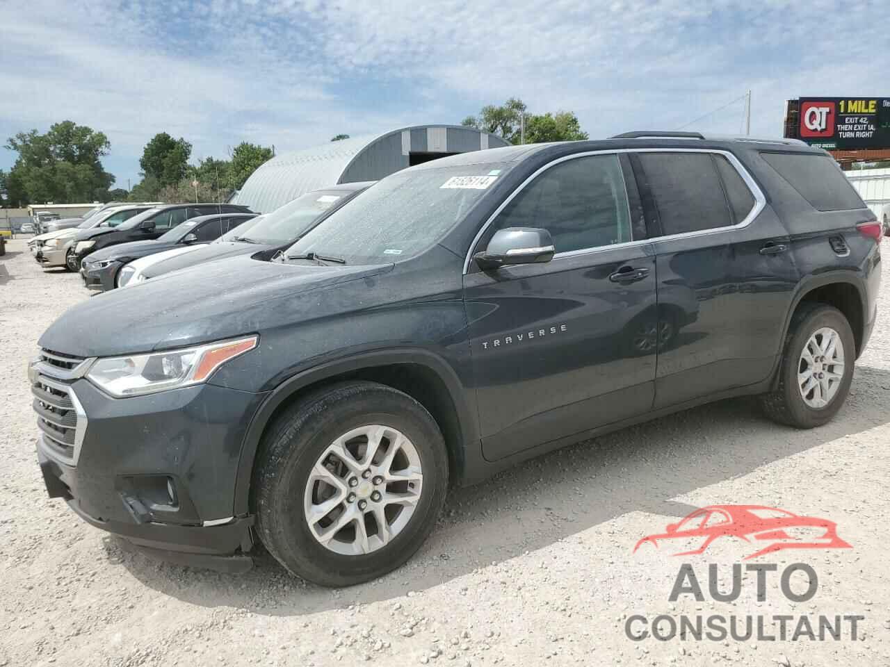 CHEVROLET TRAVERSE 2018 - 1GNEVGKW6JJ229772