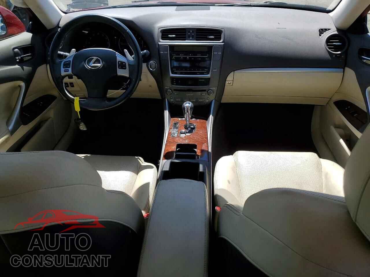 LEXUS IS 2012 - JTHBF5C20C5182726