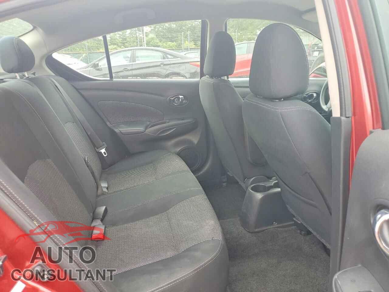 NISSAN VERSA 2019 - 3N1CN7AP3KL879022