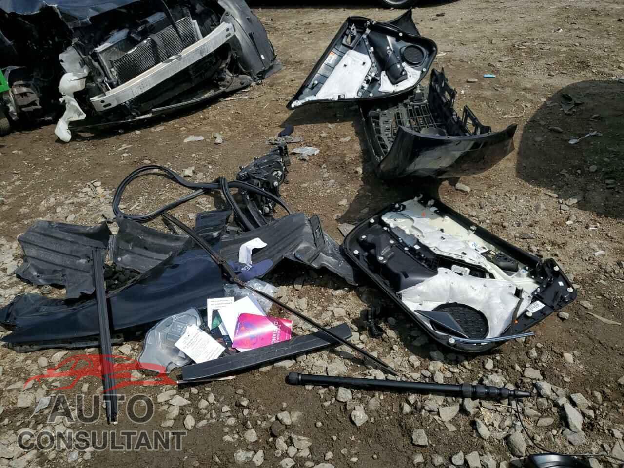MAZDA 3 2017 - 3MZBN1U76HM139093