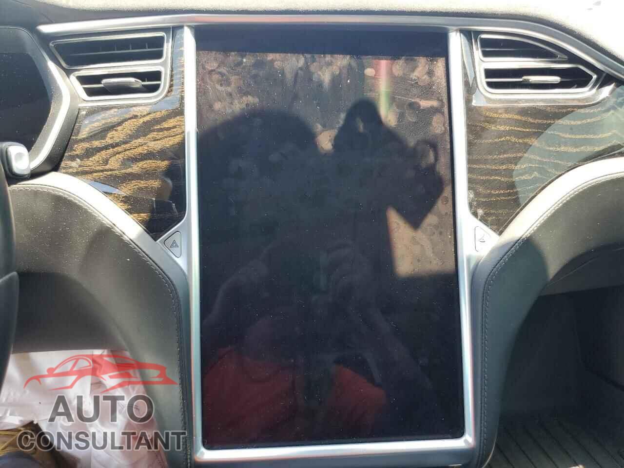 TESLA MODEL S 2016 - 5YJSA1E17GF155265