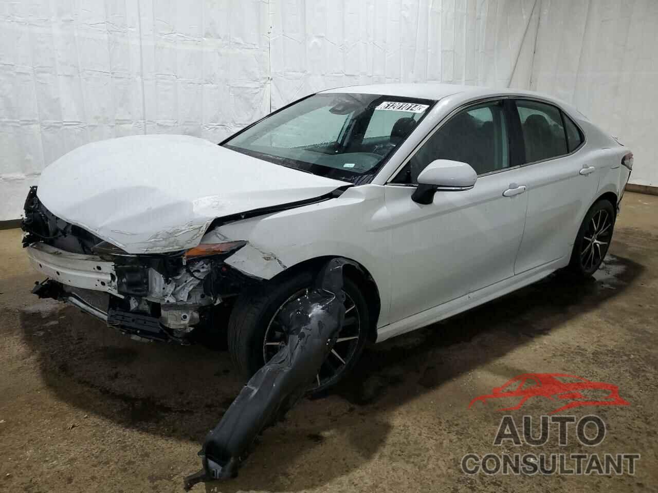 TOYOTA CAMRY 2022 - 4T1G11AK9NU043801