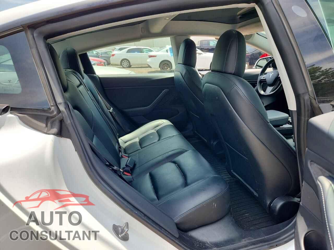 TESLA MODEL 3 2021 - 5YJ3E1EB5MF906652