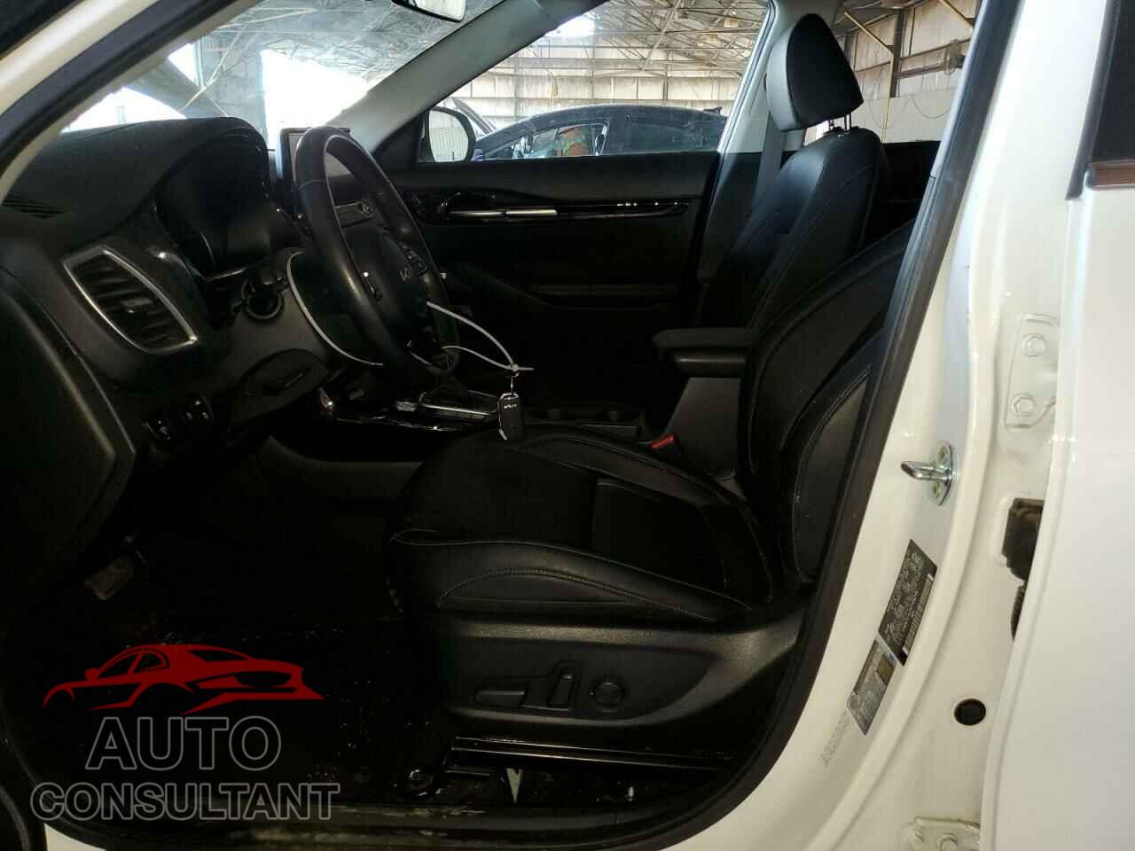 KIA SELTOS 2023 - KNDETCA21P7356246