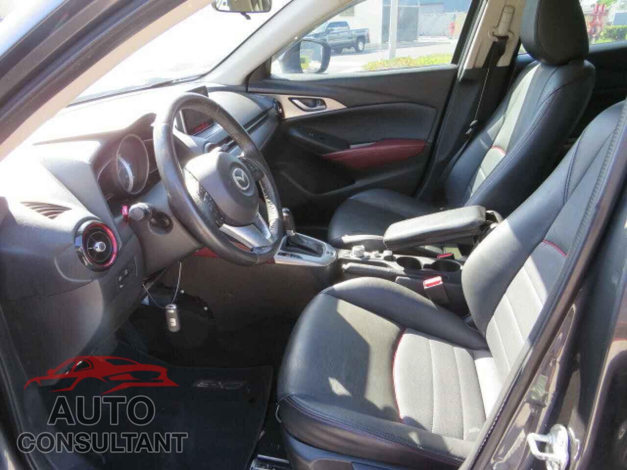 MAZDA CX-3 2017 - JM1DKFC74H0175077