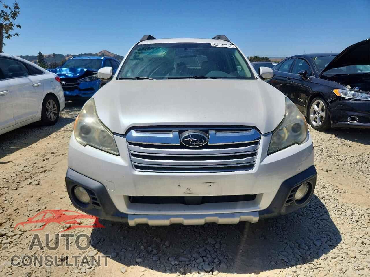 SUBARU OUTBACK 2013 - 4S4BRBKC8D3217670