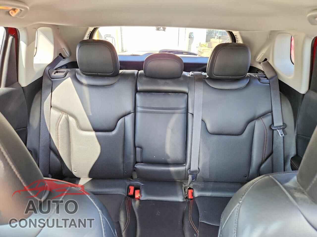 JEEP COMPASS 2019 - 3C4NJDCB2KT627702