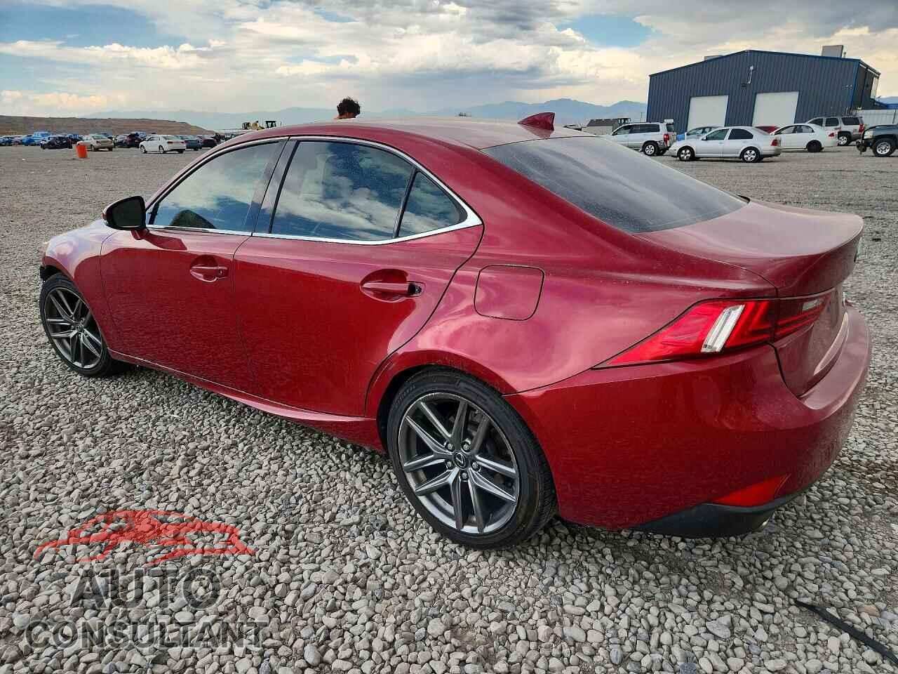 LEXUS IS 2015 - JTHBF1D24F5054565