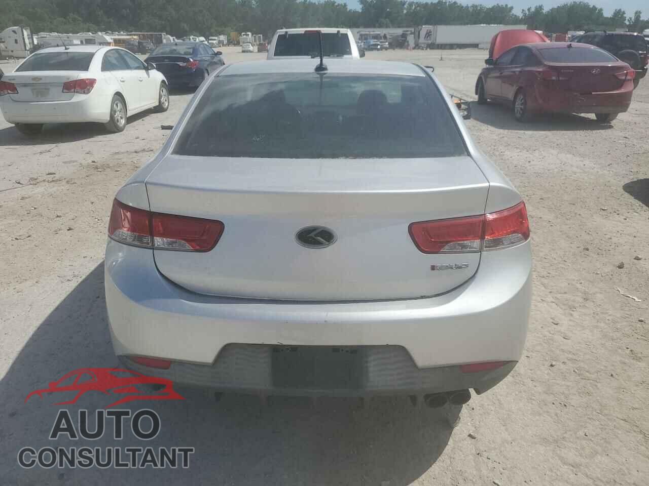 KIA FORTE 2013 - KNAFW6A32D5659224