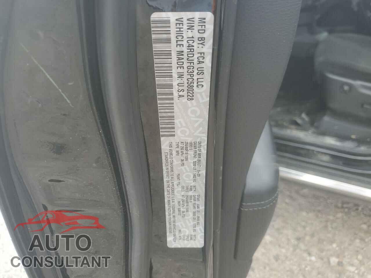 DODGE DURANGO 2023 - 1C4RDJFG3PC580228