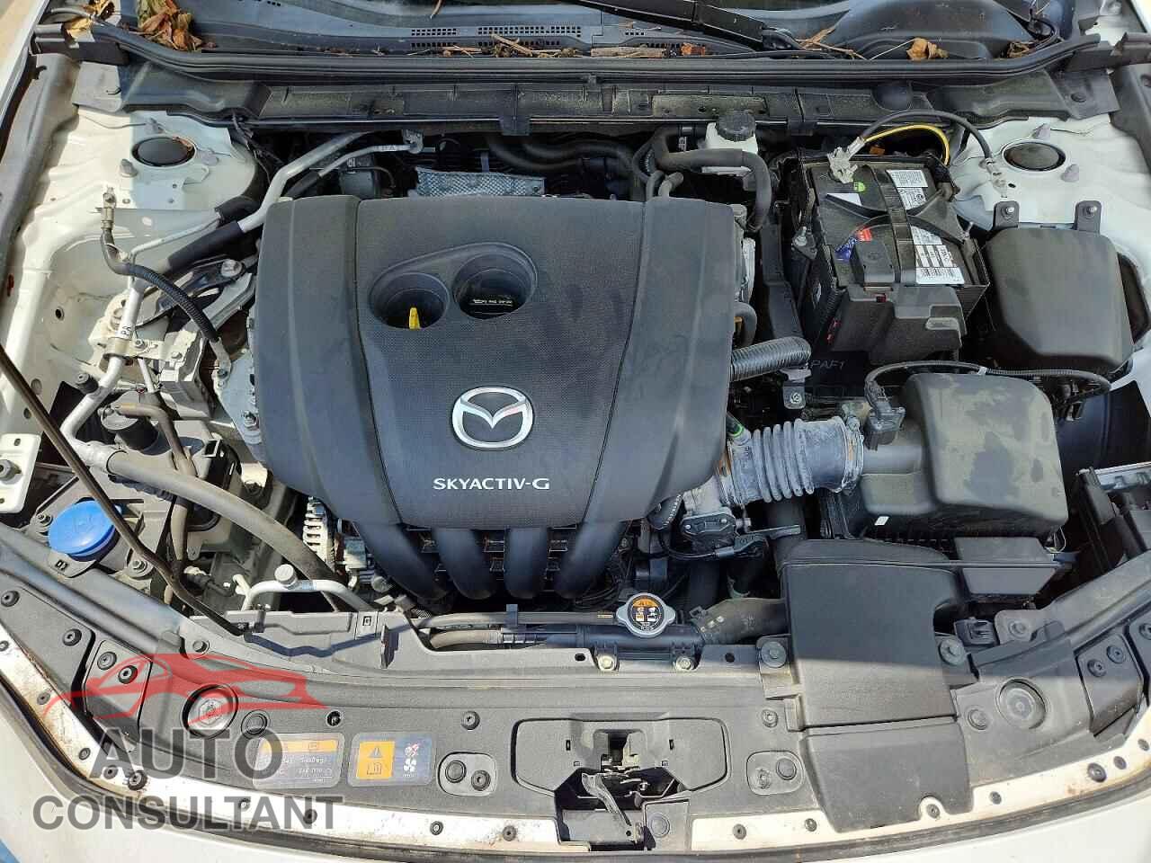 MAZDA 3 2019 - JM1BPACL6K1107373