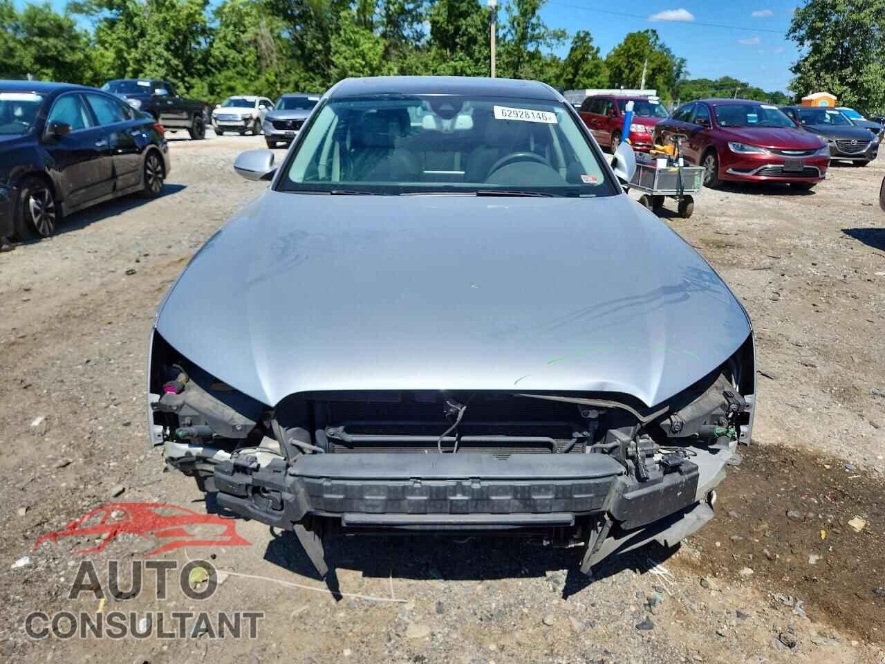 AUDI A8 2013 - WAURGAFD9DN003617