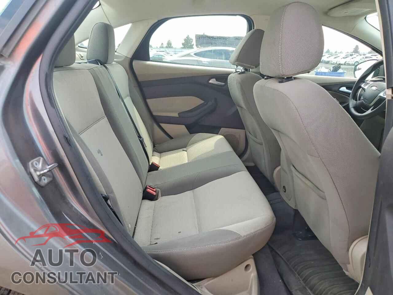 FORD FOCUS 2014 - 1FADP3F26EL313363