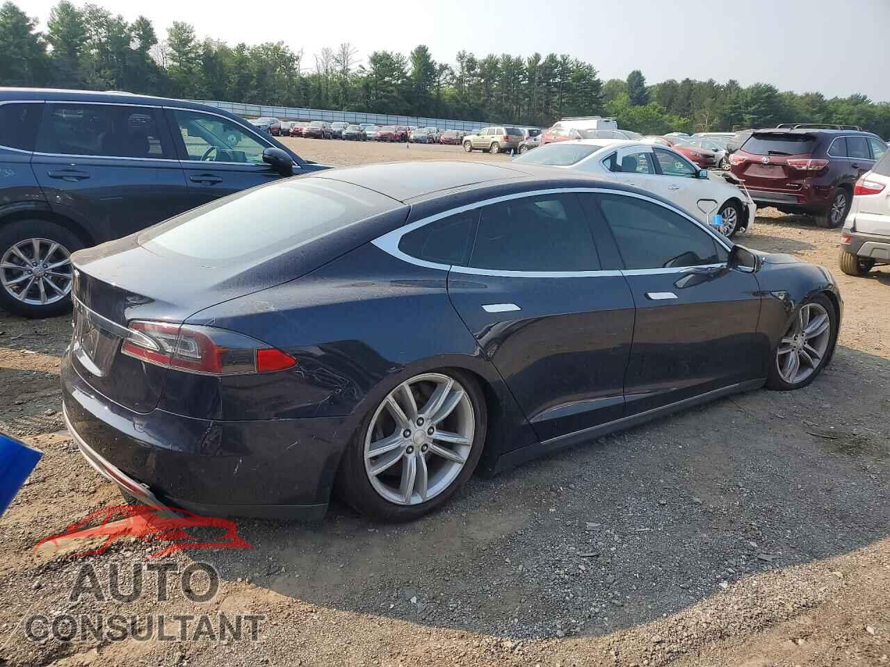 TESLA MODEL S 2013 - 5YJSA1CN9DFP05163