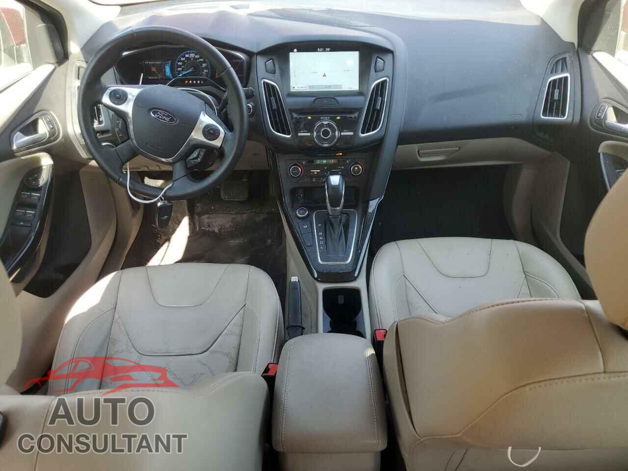 FORD FOCUS 2017 - 1FADP3R43HL293073