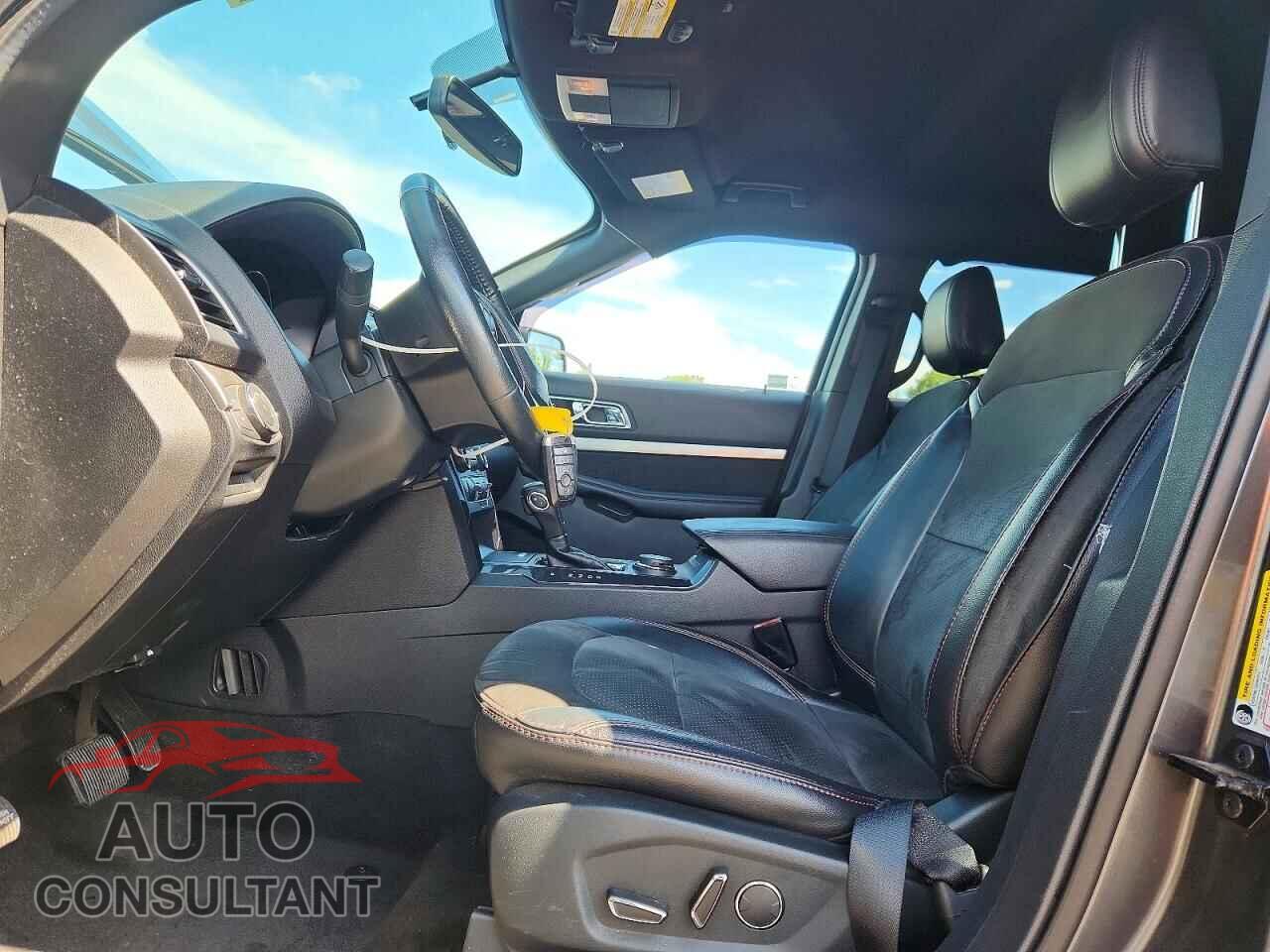 FORD EXPLORER 2018 - 1FM5K8D86JGB25619