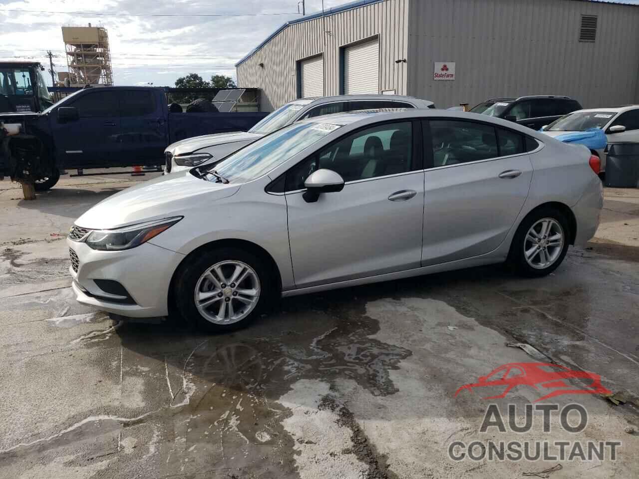 CHEVROLET CRUZE 2017 - 1G1BE5SM9H7258455